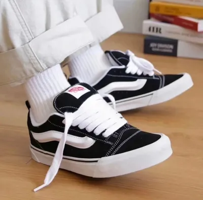 Vens Black and White snickers 