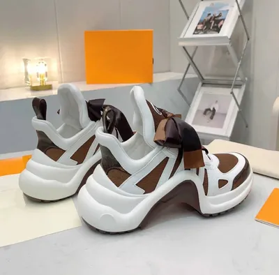Doir White and Brown Snickers 