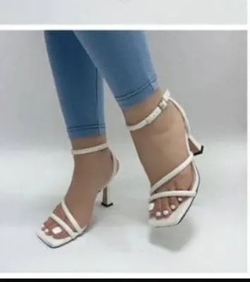 FK unique white heals